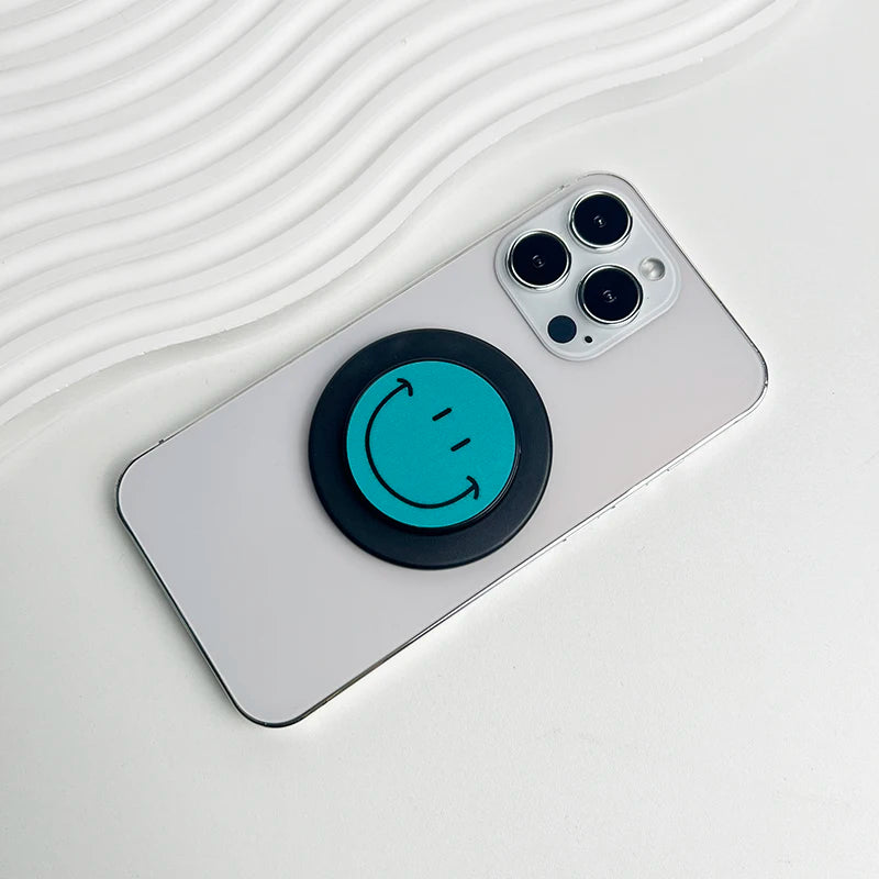 MagSafe Smiley Face Phone Grip